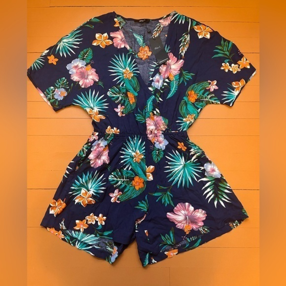 Kate C Navy Flowers In‎ Your Hair Romper Sz S